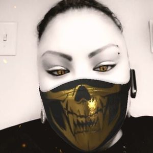 Meet your Posher, Lena